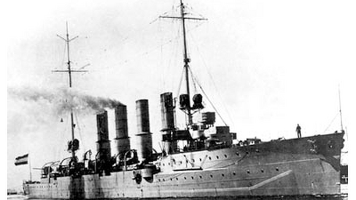 Tuż przed wybuchem I wojny światowej niemiecki krążownik liniowy "Goeben" spowodował lawinę poważnych w skutkach wydarzeń.