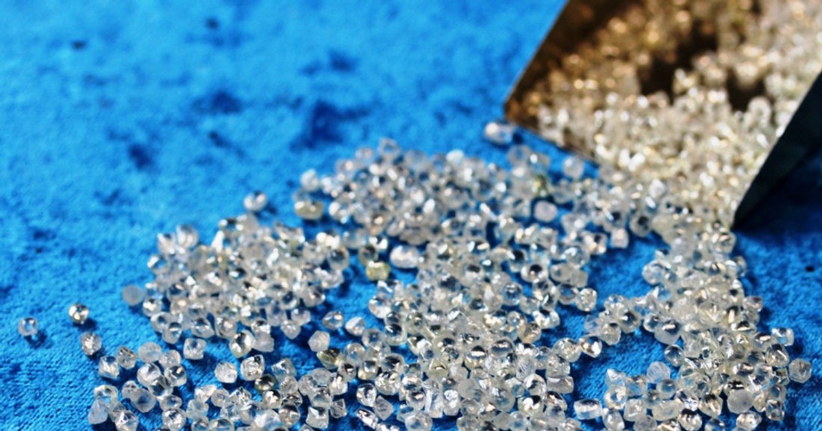 Africa's second-largest diamond producer insists on having a seat at Africa's biggest diamond company