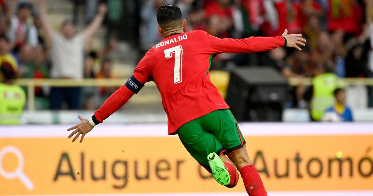 Kde a kdy sledovat?  Přímo