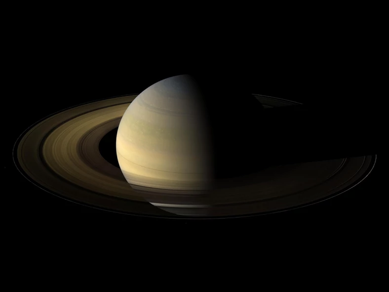 Saturn. Zdjęcie z sondy Cassini