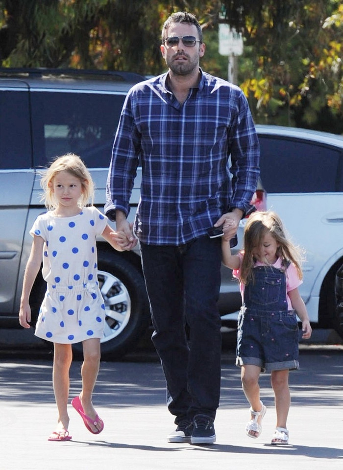 Ben Affleck z córkami
