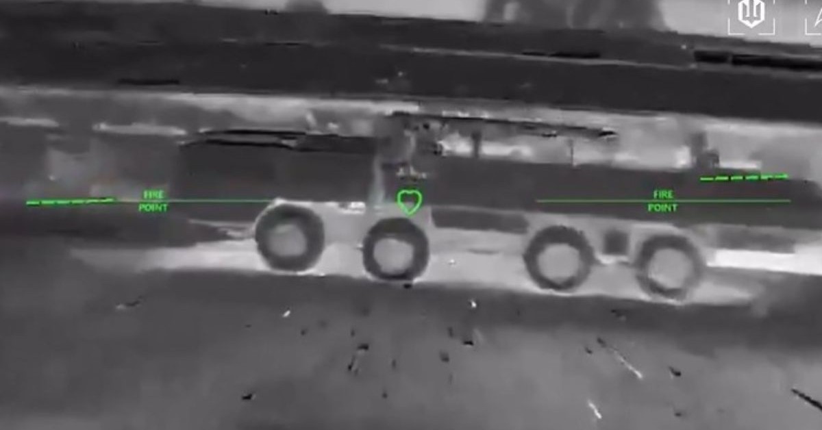 Rój dronów uderzył w nocy. Cenne rosyjskie wyrzutnie poszły z dymem