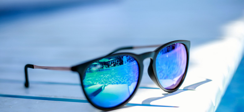 Jak wymienić szkła w okularach przeciwsłonecznych?