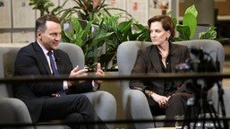 żona ministra sikorskiego ostro o sytuacji w usa i trumpie. anne applebaum mówi o faszyzmie