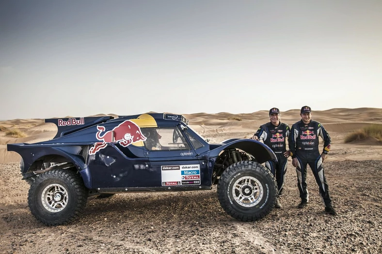 Sainz w nowym buggy na Dakar 2014