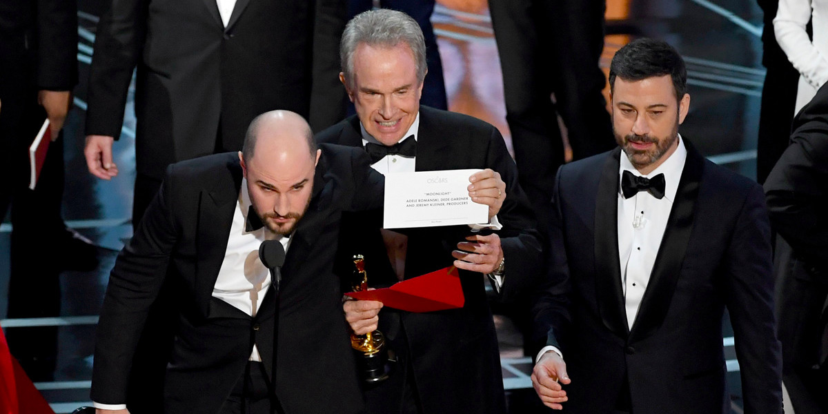 The 'hero' 'La La Land' producer who gave the best-picture Oscar to 'Moonlight' says the moment was 'terrible'