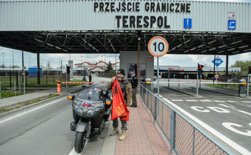 Słowacki członek klubu motocyklowego 'Nocne Wilki'