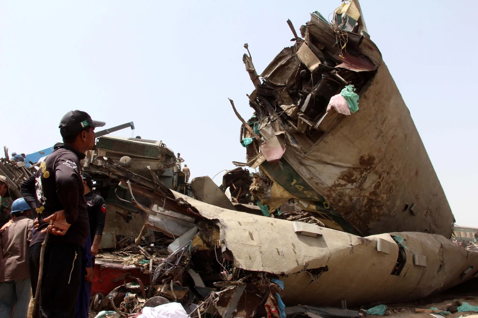 Sudar vozova u Pakistanu