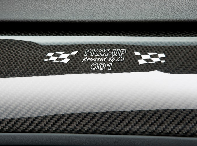 Pierwszy na świecie pickup o sportowych osiągach został stworzony w najściślejszej tajemnicy w centrum rozwoju BMW M GmbH