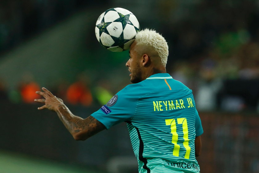 Neymar podpisał nowy kontrakt. Gwiazdor klubu FC Barcelona zarobi niesamowite pieniądze