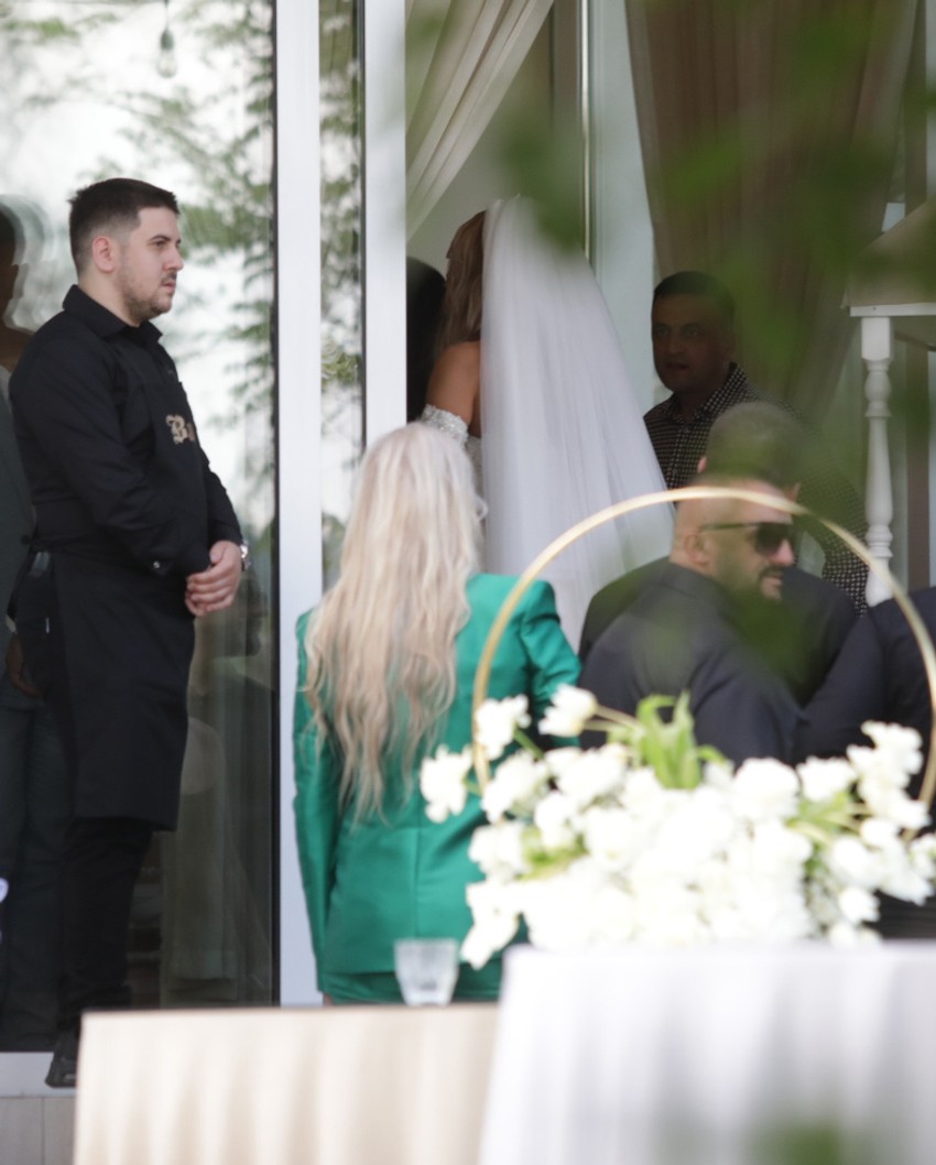 Tea Tairović u venčanici