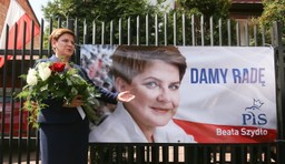 "Damy radę". Beata Szydło przedstawiła nowe hasło wyborcze PiS