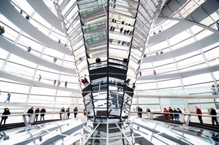 Dalsza integracja strefy euro to kwestia czasu. Niemcy mają coraz mniej oporów [OPINIA]