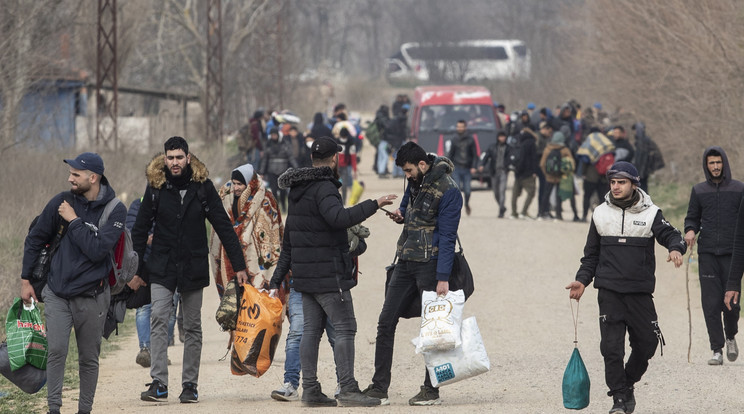 Lehet helye a rugalmas szolidaritásnak az EU menekültügyi rendszerében Horst Seehofer, a Bajor Keresztényszociális Unió elnöke szerint. Fotó: /MTI/EPA