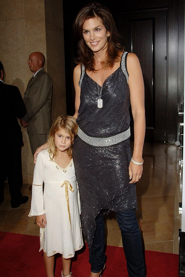 Cindy Crawford z córką w 2006 r. 