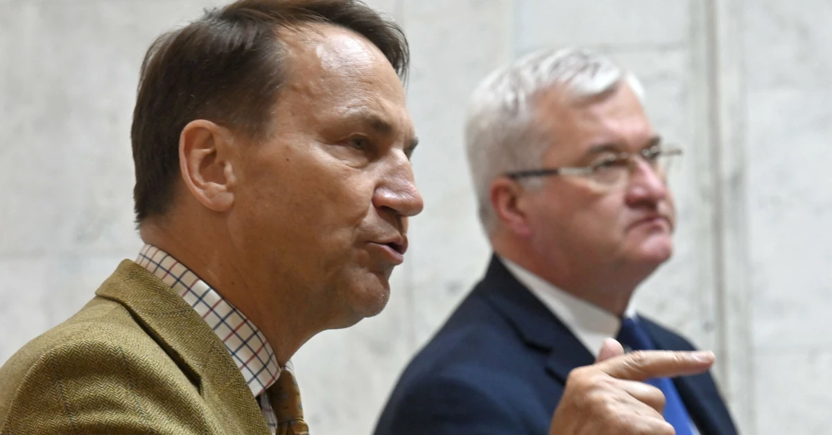 Sikorski: Nie jesteśmy w stanie wojny z Rosją. Ale prawdą jest, iż Ukraińcy poprosili nas o pomoc w zestrzeliwaniu dronów i rakiet