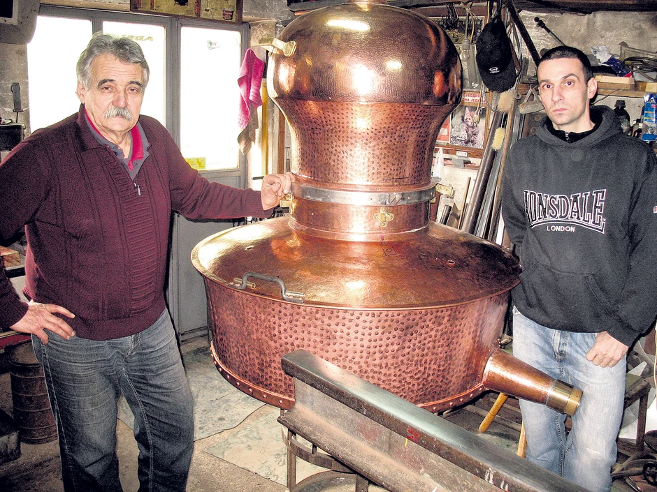 Otac i sin Poparić, Foto: Dragan Pejić