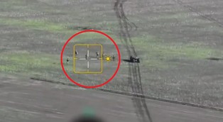 Szturm rosyjskiej armii jak masowe samobójstwo. Ukraina publikuje przerażające nagranie z frontu