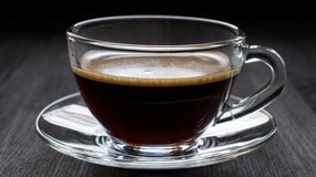 Dodaj ten składnik do kawy. W ten sposób obniżysz poziom cukru we krwi