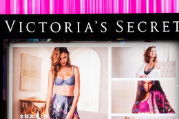Victoria's Secret zostało sprzedane. Wieloletni CEO firmy i twórca jej potęgi odchodzi ze stanowiska