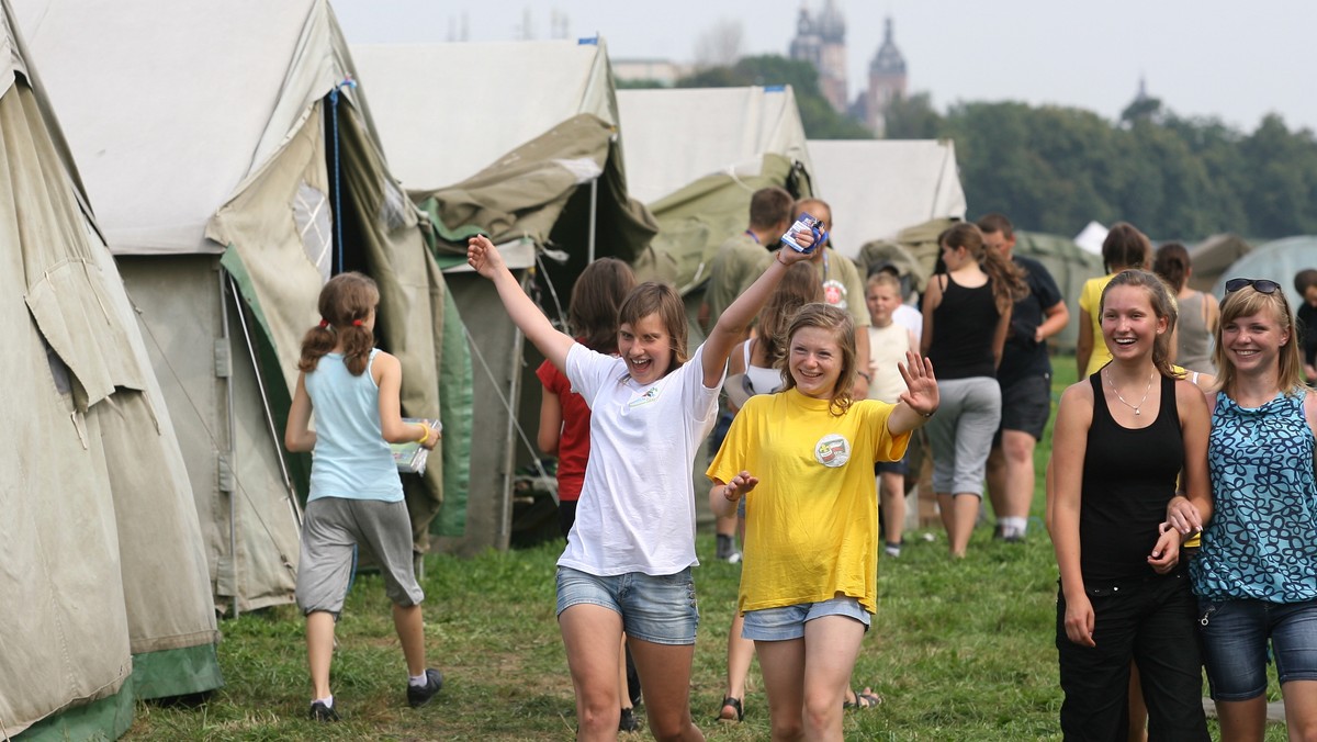 KRAKÓW ZLOT STULECIA HARCERSTWA PRZYJAZD HARCERZY