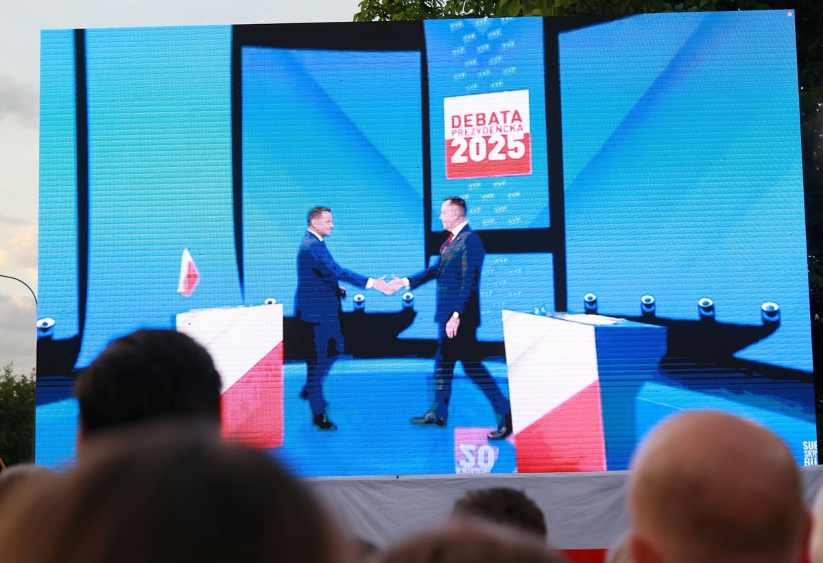 Nieznaczna przewaga lidera. Wciąż duża grupa niezdecydowanych [SONDAŻ]