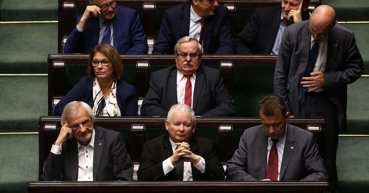 Mała Stabilizacja Miała Miejsce Za Rządów Andrysiak: Mała stabilizacja, czyli ciepła woda w kranie według PiS