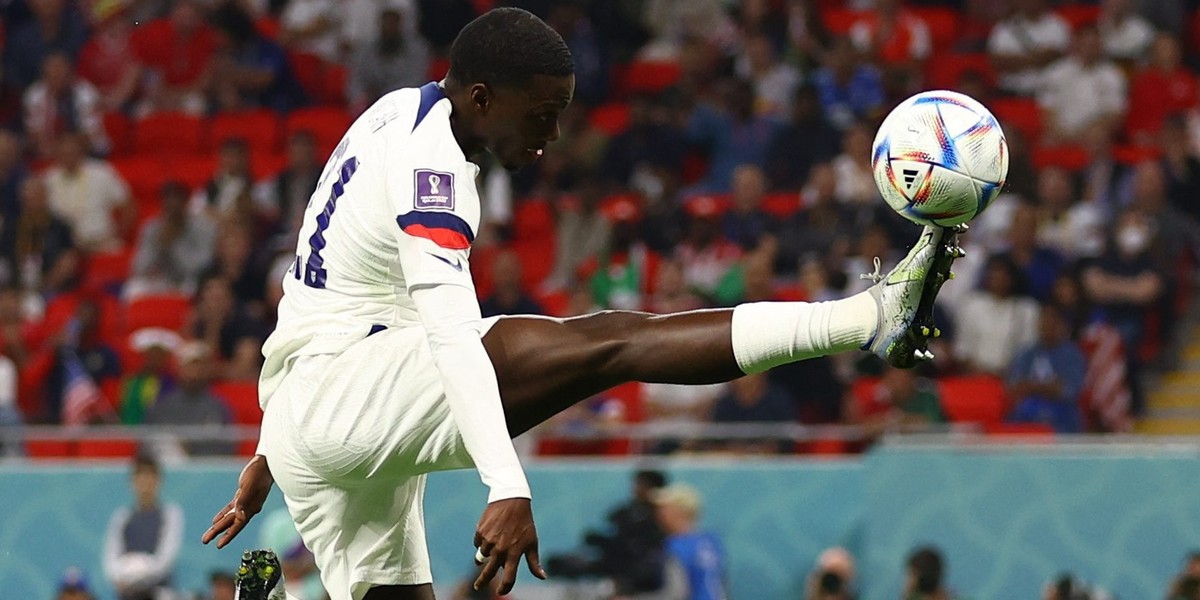 Timothy Weah w meczu Stanów Zjednoczonych z Walią