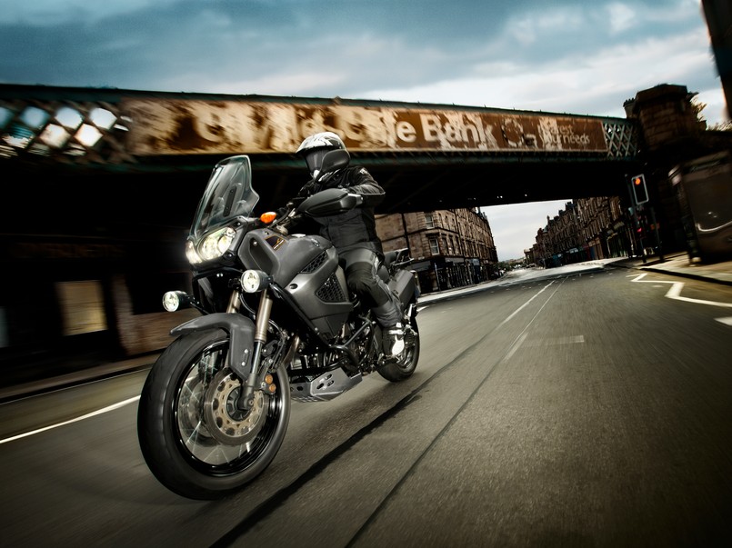 YAMAHA XT1200Z SUPER TENERE z pakietem akcesoryjnym Yamaha