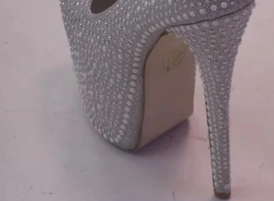 Štikla Miljane Kulić sa kojom je raksrvarila Zolu