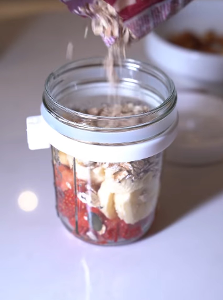 Kristina Radenković, objava