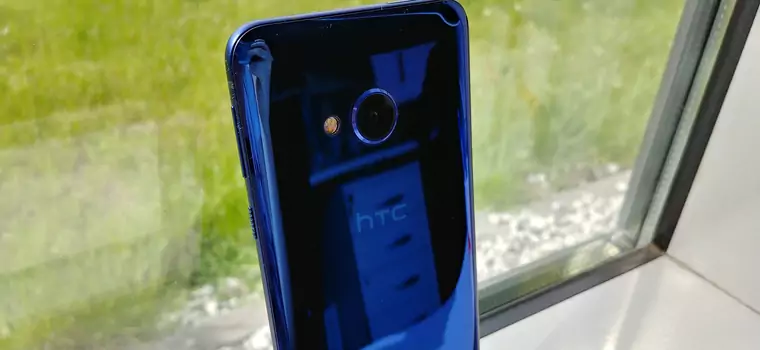 HTC U Play, smartfon bardzo urokliwy i wyjątkowo nieopłacalny [RZUT OKA]