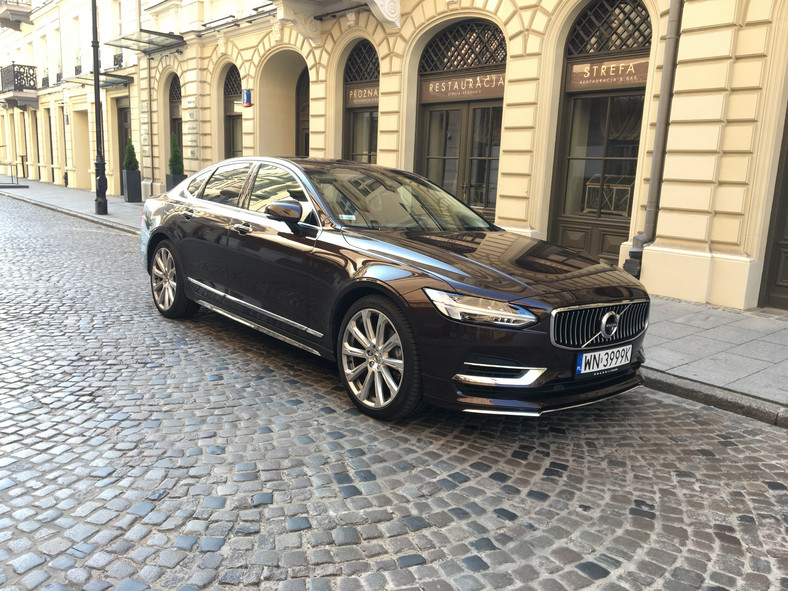 Volvo S90 T8 Inscription – Hybryda nie do oszczędzania