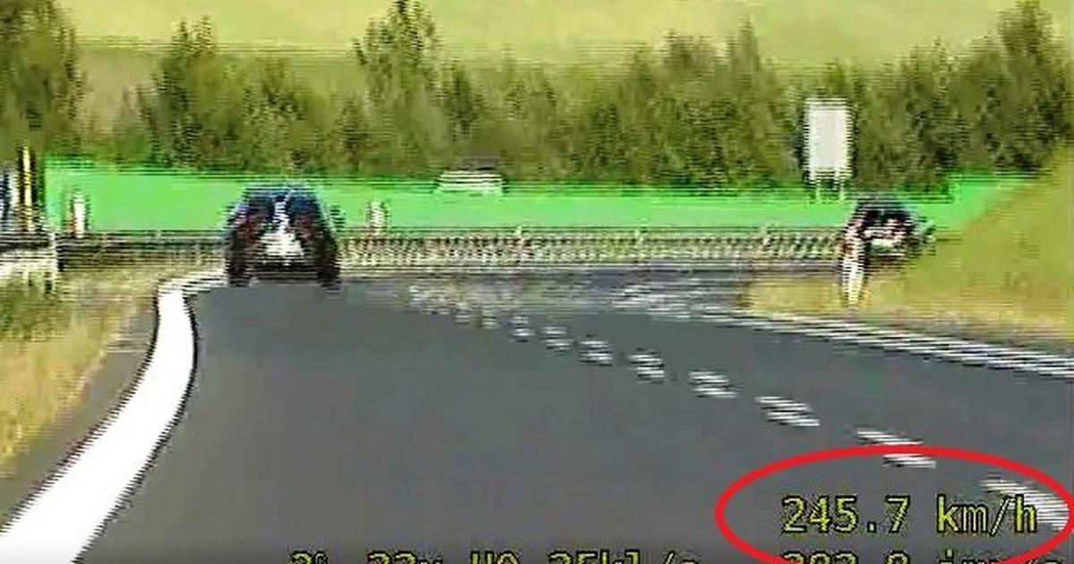  Jechał 240 km/h po drodze ekspresowej, a policja nie mogła go dogonić. Kierowca Mercedesa usłyszał sądowy wyrok