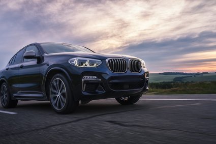 BMW obiecało TikTokerce samochód. Później spółka zamilkła