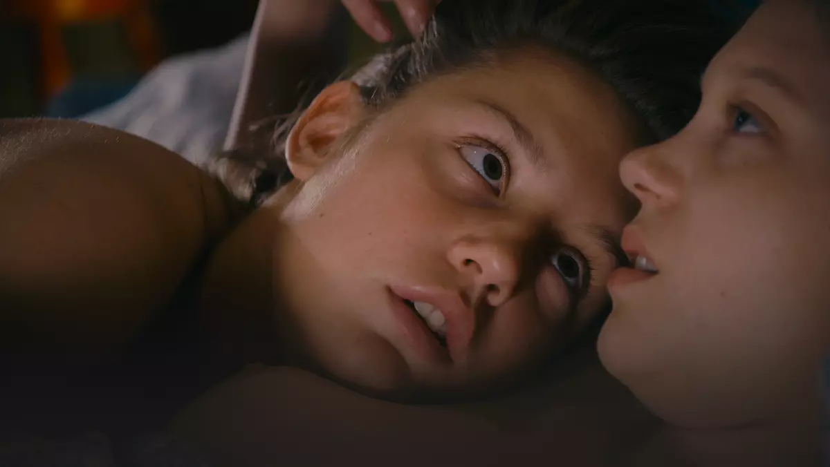 "Życie Adeli - Rozdział 1 i 2" (fot. kadr z filmu)