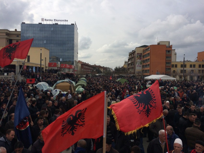 Protesti u Prištini