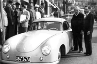 "Chcę, żeby to on zbudował samochód dla narodu". Jak twórca legendarnego garbusa Ferdinand Porsche zaimponował Hitlerowi