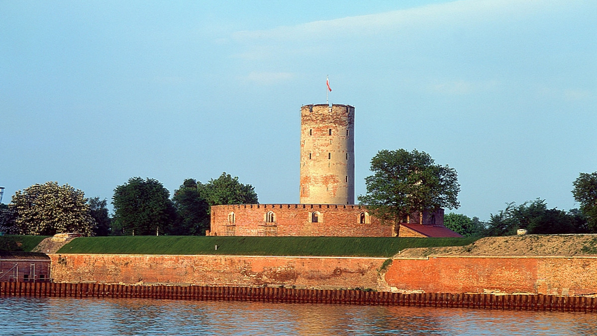 Zakończył się remont i konserwacja Bastionu Furta Wodna - ostatniego elementu zewnętrznych murów XVI-wiecznego fortu gdańskiej Twierdzy Wisłoujście. Prace przy bastionie pochłonęły ponad pięć mln zł.