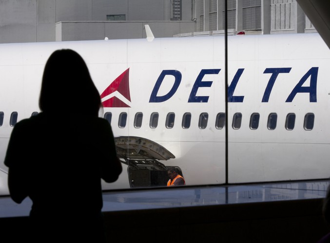 1. Delta Air Lines – największa linia lotnicza świata również ma siedzibę w USA. Delta Air Lines przewiozła 163,8 mln pasażerów. W marcu 2012 r. flota tego przewoźnika liczy 708 samolotów. Najstarszy samolot w służbie liczy niemal 34 lata. Źródło danych: Wikipedia.