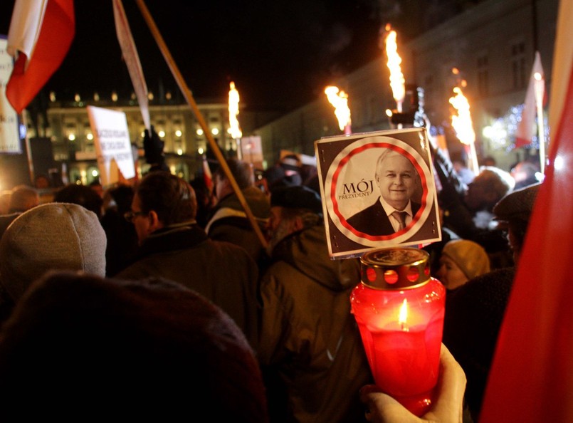 Demonstracja na Krakowskim Przedmieściu