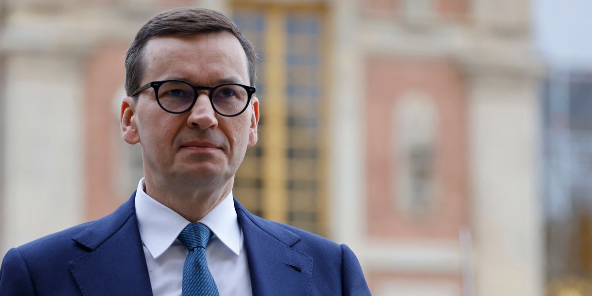 - Ta wojna jest jedną z głównych przyczyn kryzysu gospodarczego — podkreślił premier.