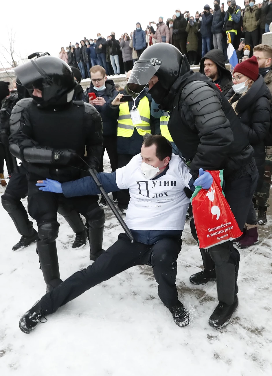 Protesti u Rusiji - Sankt Petersburg 