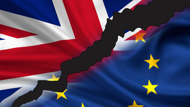 Brytyjscy ministrowie uważają, że w przypadku braku porozumienia dotyczącego przyszłych relacji między Wielką Brytanią a Unią Europejską Wspólnota złamie postanowienia traktatu lizbońskiego - poinformował dziś dziennik "The Telegraph".
