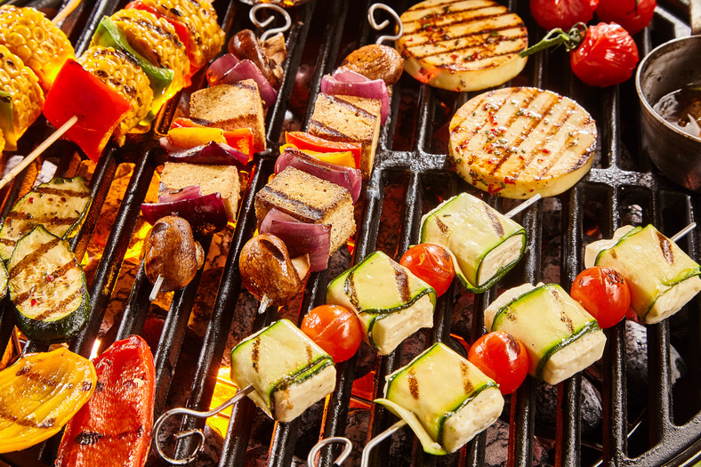 Dania grillowe będące alternatywą mięsa mogą zachwycić nawet najbardziej wymagających gości