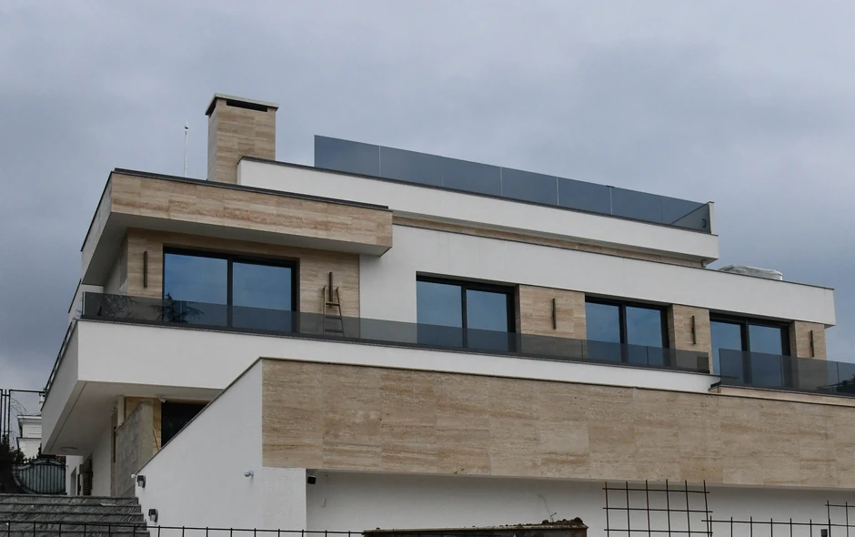 Harisova luksuzna vila na Senjaku