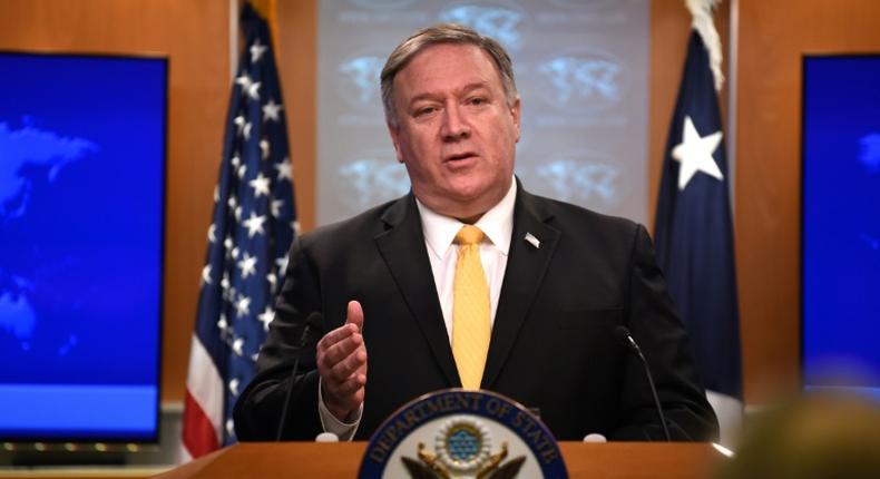 US Secretary of State Mike Pompeo says that the diplomatic status of the father of a US-born woman who joined the Islamic State group means she is not a citizen