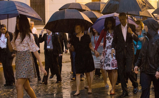 "Jak wam leci?". Barack Obama rozpoczął historyczną wizytę na Kubie