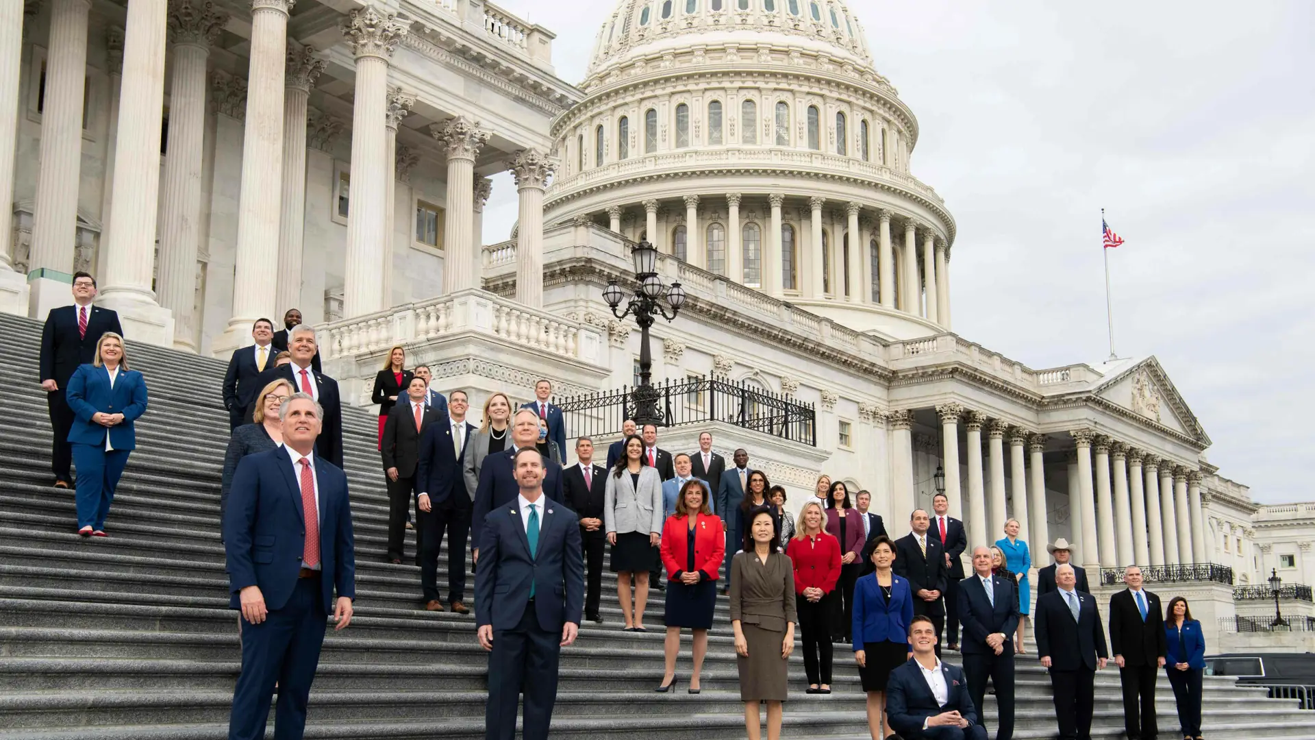 Piękny gest pastora w stronę kobiet zasiadających w Kongresie USA. Potępili go konserwatyści