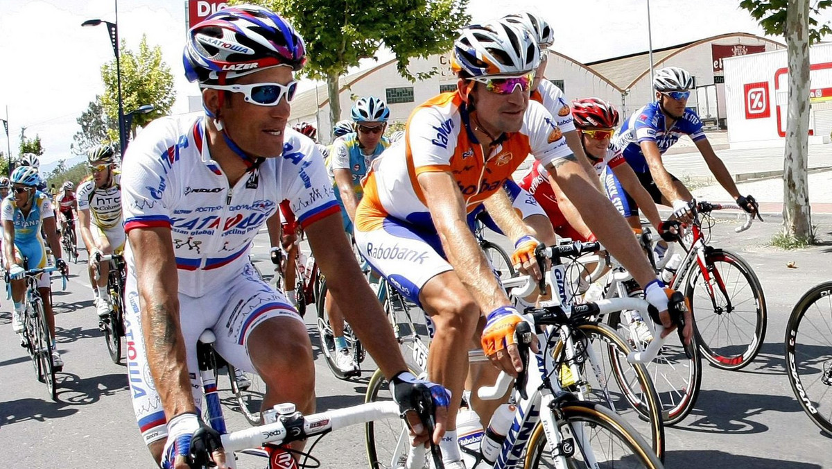 Podczas siódmego etapu Vuelta a Espana, który prowadził z Murcii do Orihueli (187,1 km) najszybszy był Alessandro Petacchi z grupy Lampre. Drugi na linię mety wpadł Mark Cavendish (HTC Columbia). Liderem pozostał Philippe Gilbert (Omega-Pharma Lotto), który podczas siódmego etapu był dziesiąty.